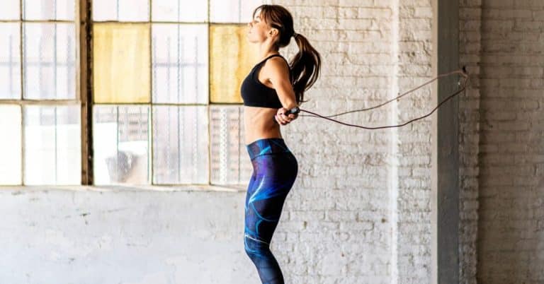 Best Posture For Jumping Rope Beginner Jump Rope Workout: Step-By-Step Guide - Mind To Muscle Fitness